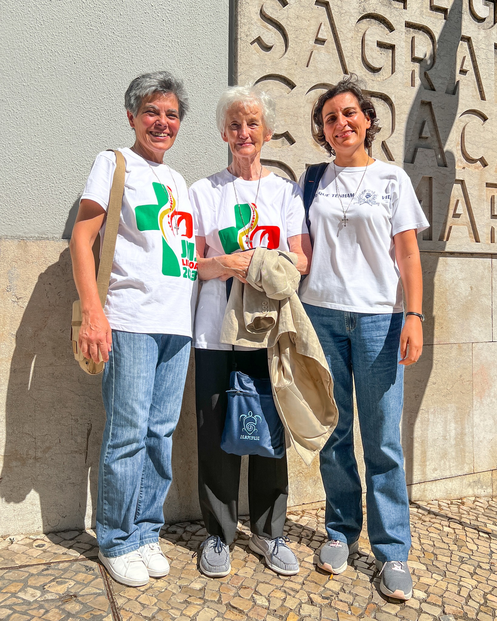 Sr. Teresa Nogueira, Sr. Margaret Fielding and Sr. Ana Luísa Pinto during the Pre-WYD in Lisbon Credits: IRSCM Portugal/ Luís Pedro de Sousa